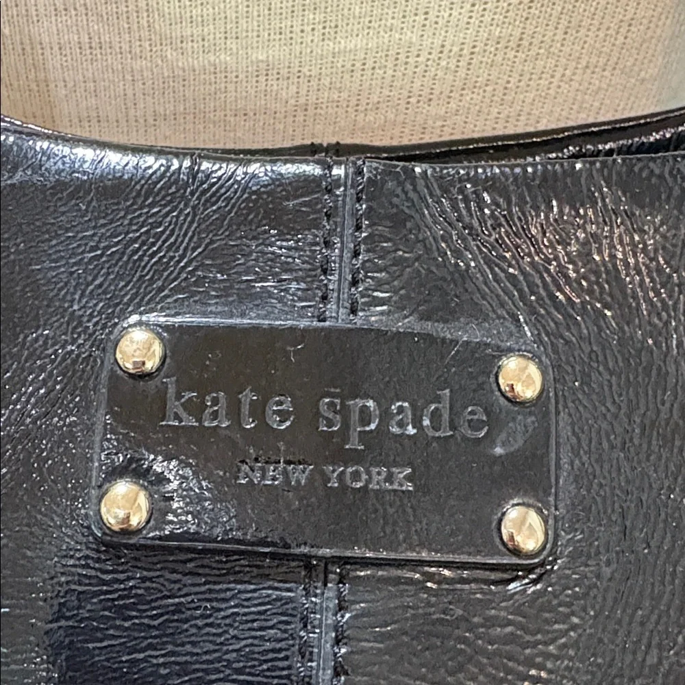 Kate Spade black patten leather purse